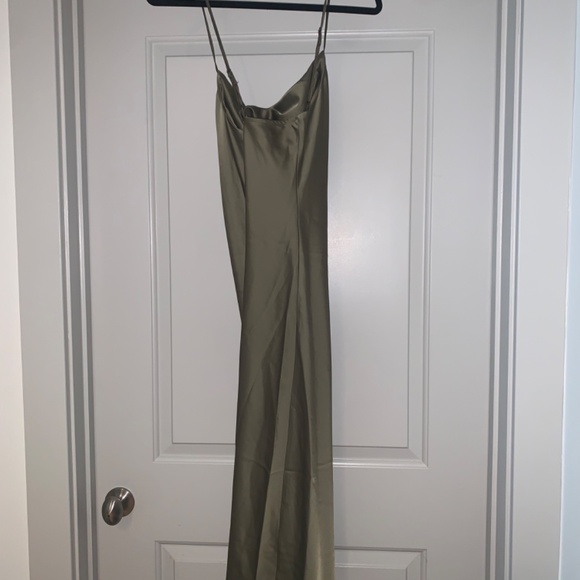 BANANA REPUBLIC SATIN DRESS PETITE - Picture 3 of 4